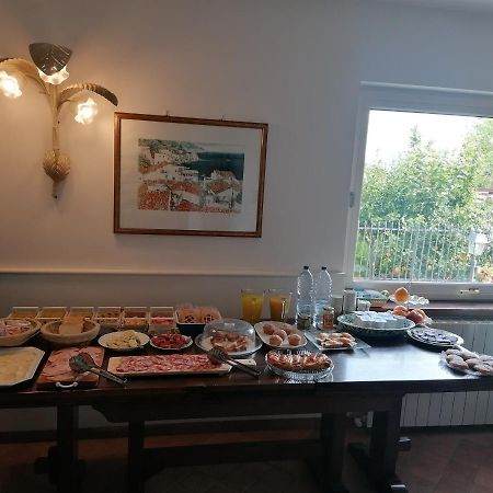 B&B Villa Teresa Соренто Екстериор снимка