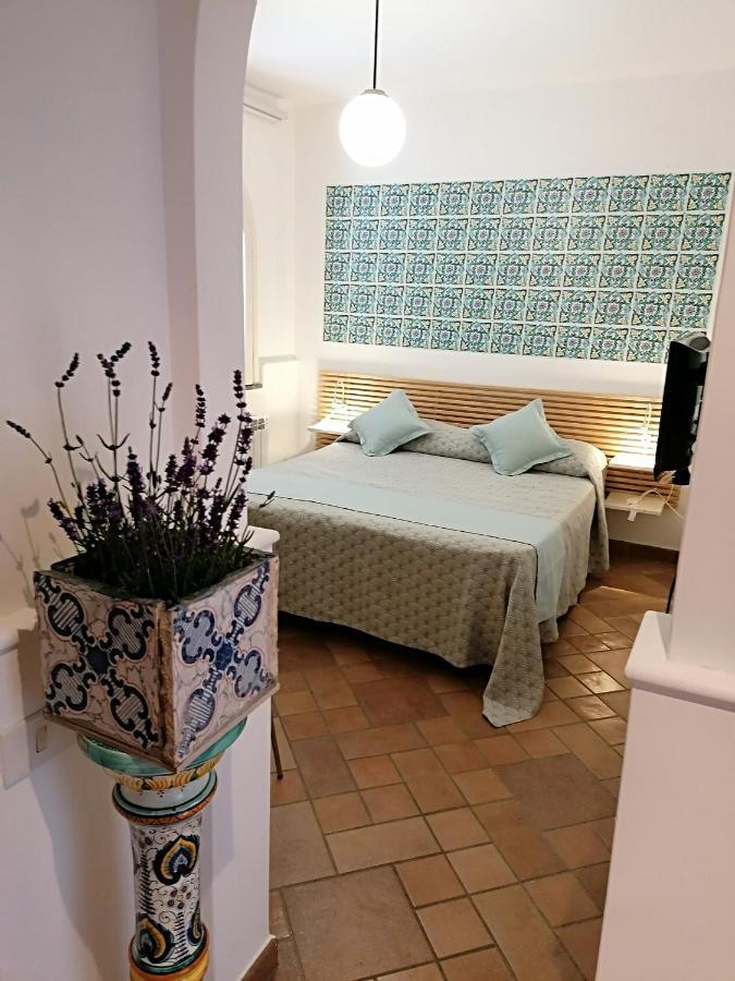 B&B Villa Teresa Соренто Екстериор снимка