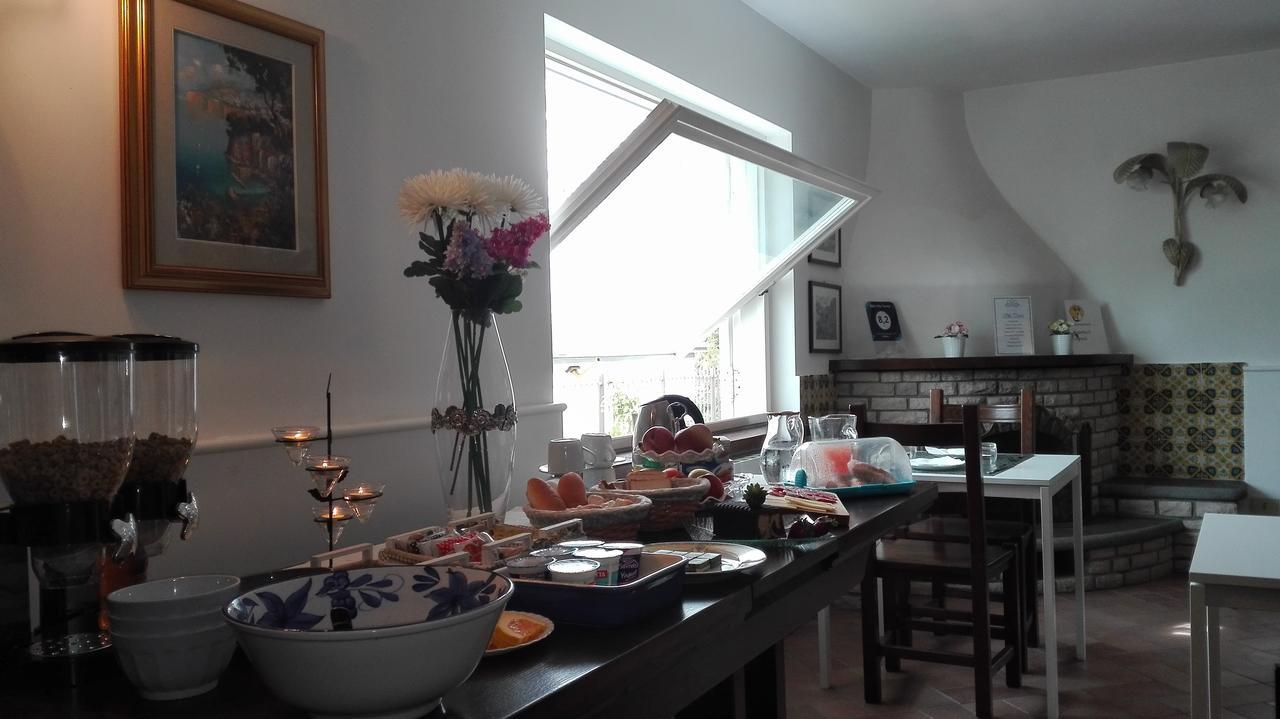 B&B Villa Teresa Соренто Екстериор снимка